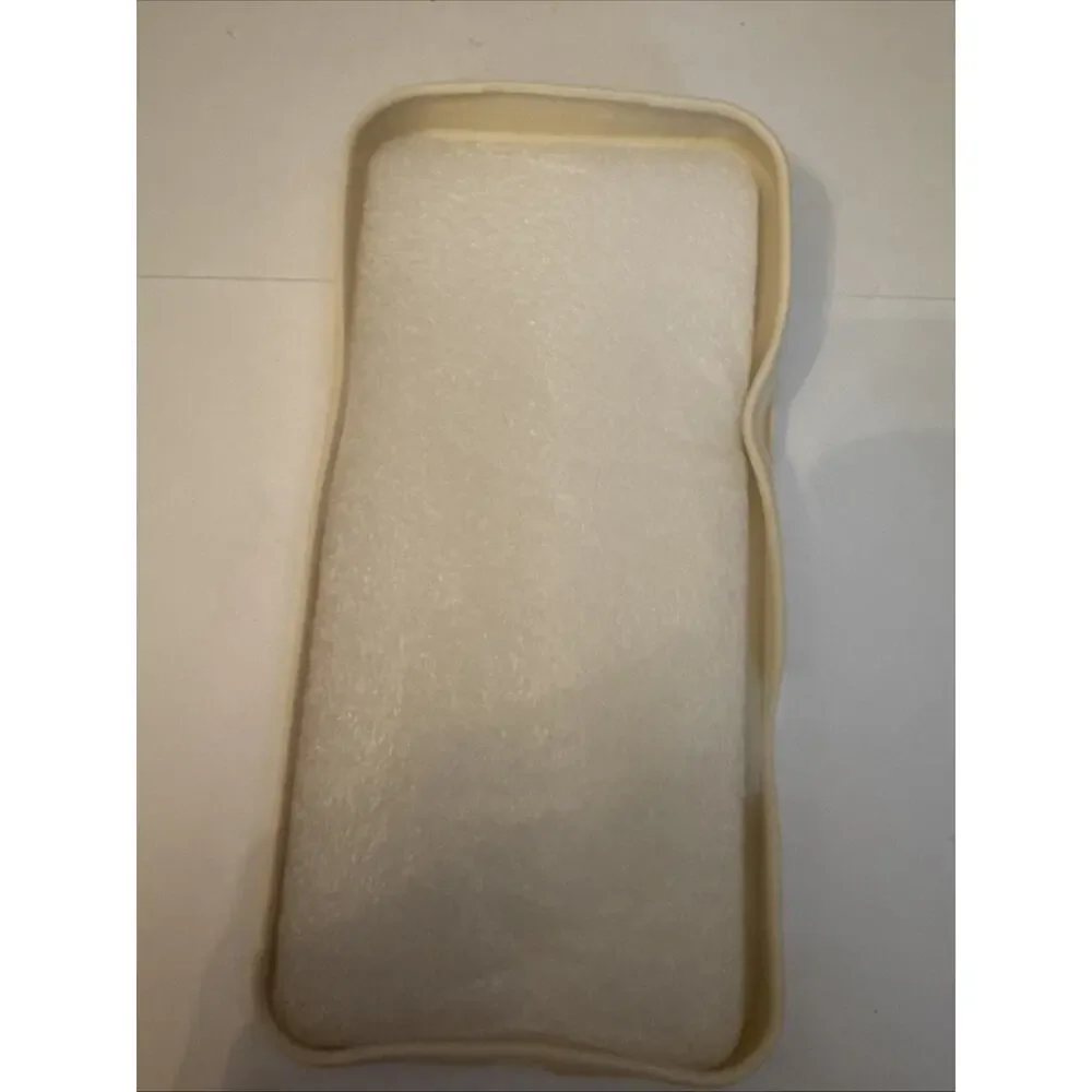 NWT iPhone 17 Pro Max Christmas Trees And Bows Snap On Case